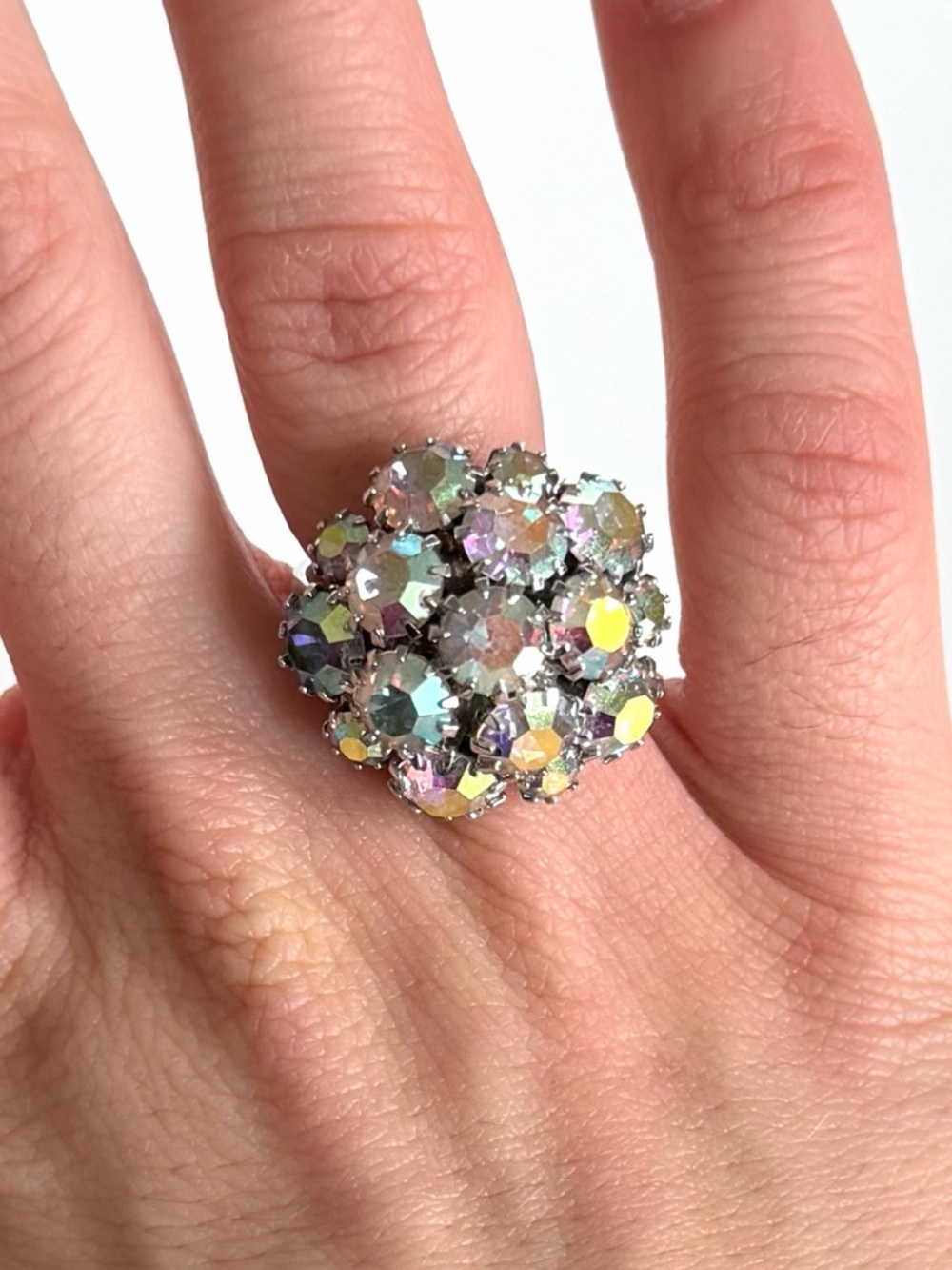 Vintage 1960s Sarah Coventry Aurora Borealis Cocktail Ring Size 6 - Picture 2 of 8